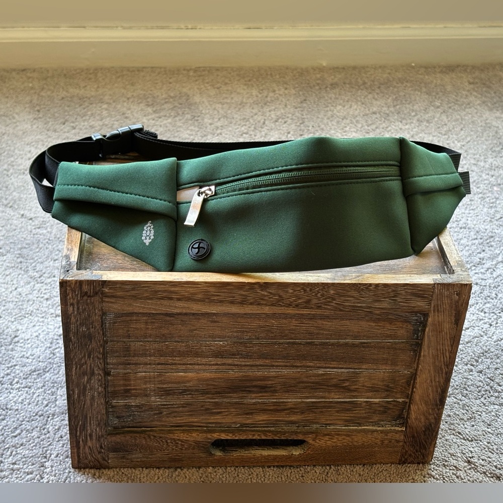 Unisex Forest Green Running Belt Bag